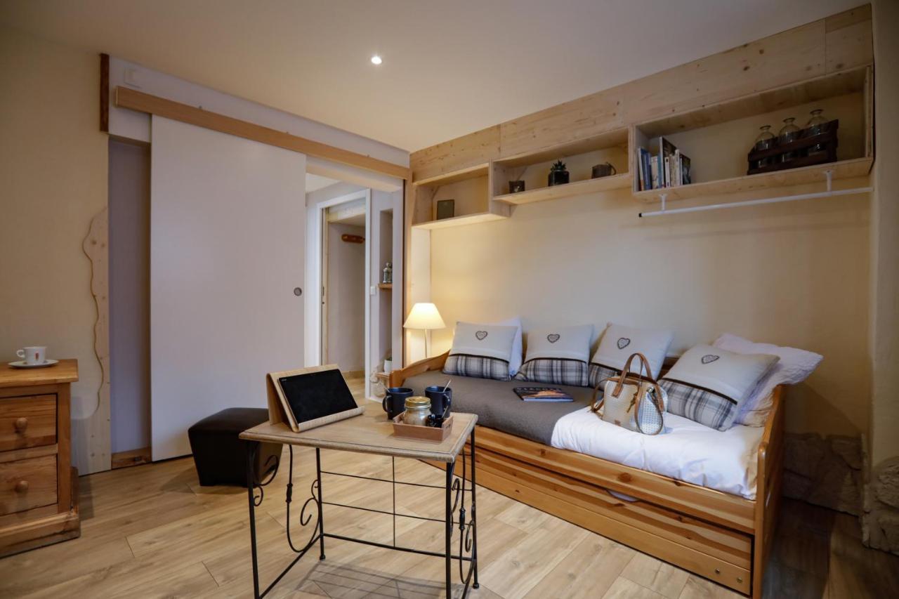 Auberge Des Deux Moucherolles Corrençon-en-Vercors Eksteriør bilde